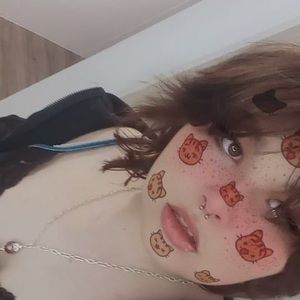 Meet your Posher, Amelia